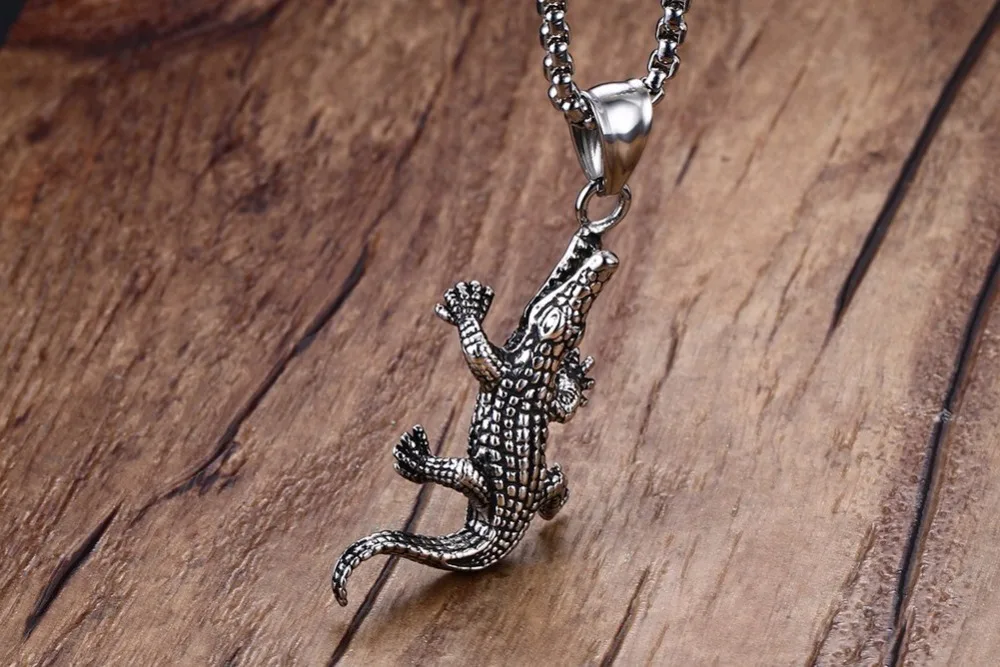 "CrocNeck" - stainless steel crocodile necklace 11 "CrocNeck" - stainless steel crocodile necklace 11