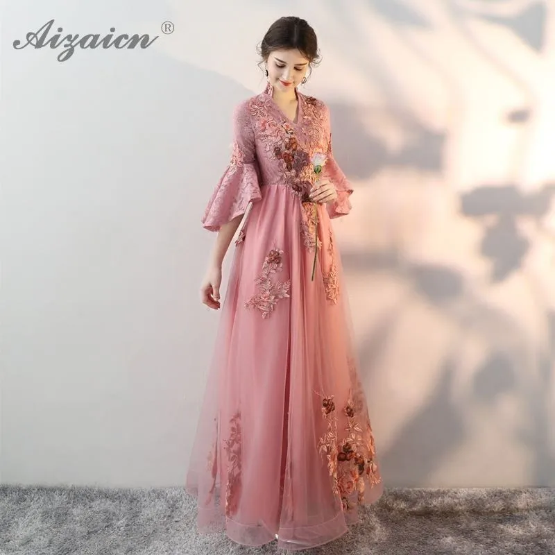 Мода Красный беременных вышивка Cheongsam Длинные платья китайский свадебное платье Qipao Восточный стиль плюс размеры вечерние Qi Pao - Цвет: Pink
