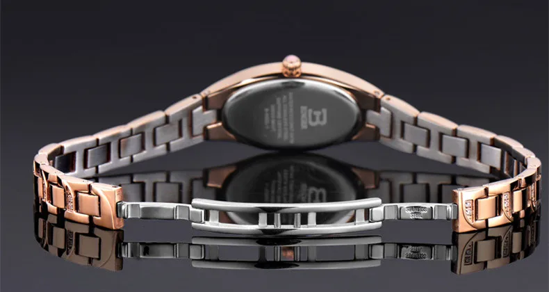 Moda Retro Oval Mulheres Pulseira Relógios de