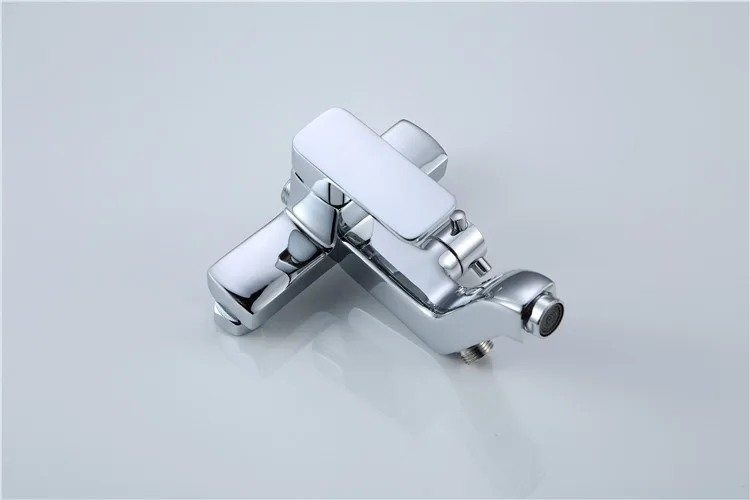 3254102946_1054571578