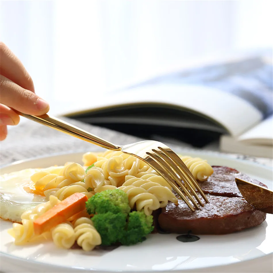 Shinny Mirror 304 Stainless Steel Dinnerware Sets Plating Gold Knife Fork Spoons European Western Food Tableware Cutlery Sets (6)