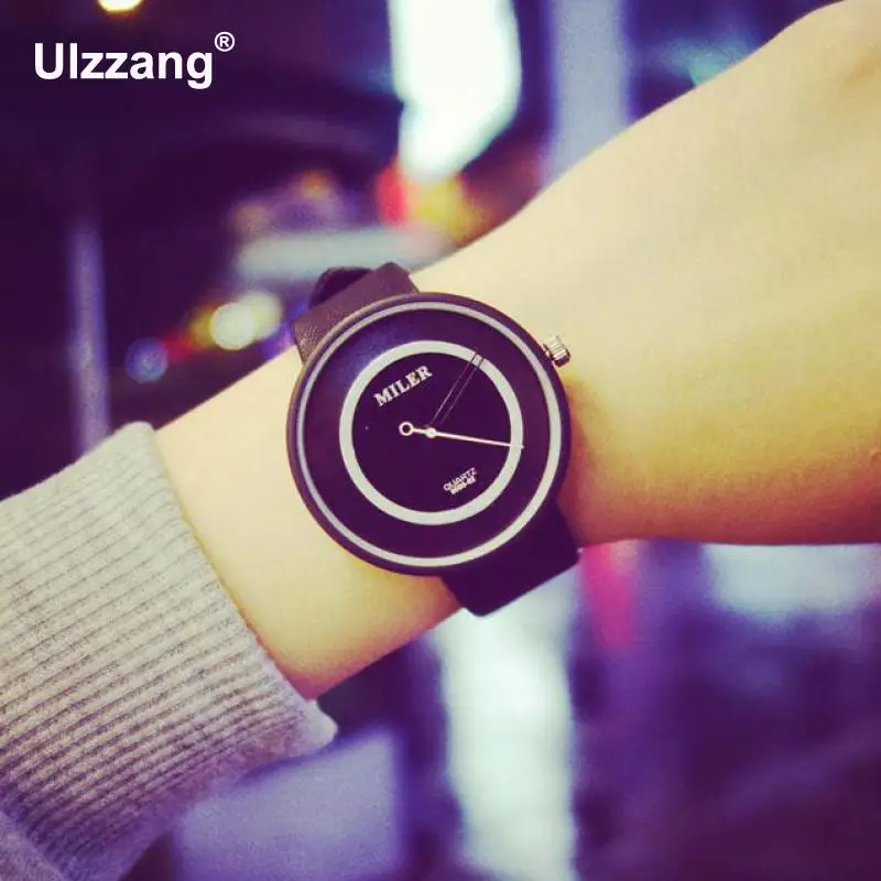 

Fashion Popular Personality Women Men Quartz Watches Futuristic Trendy Punk Hip-Hop Style Wristwatch for Student Boy Girl Youth