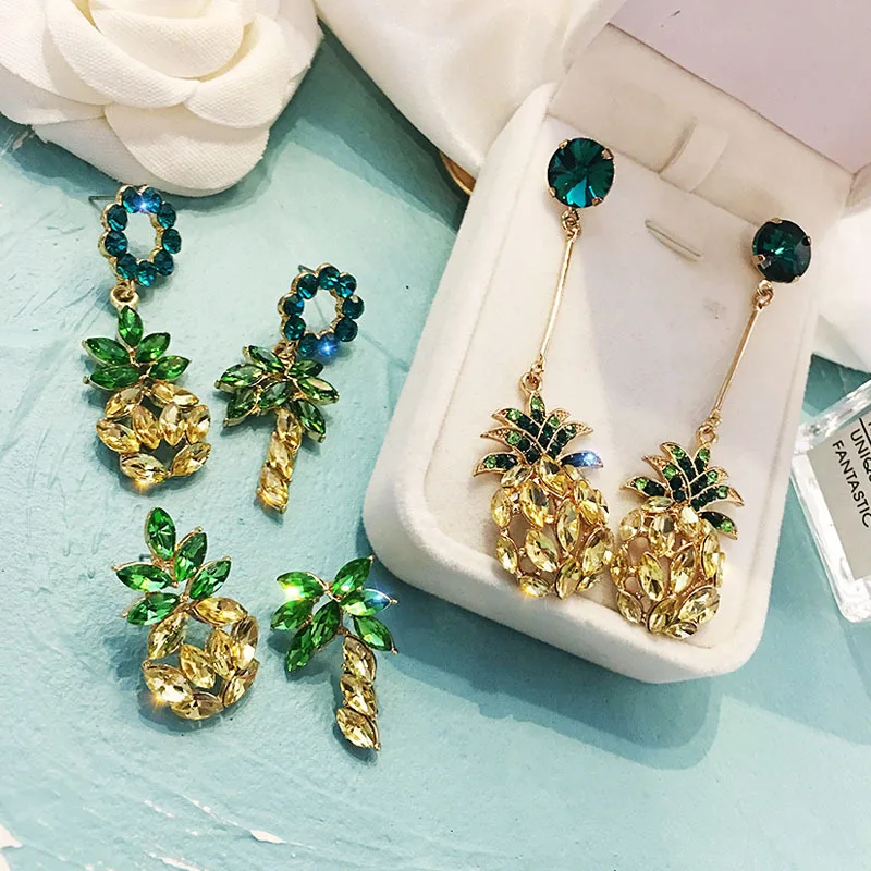 

KMVEXO 2019 New Korean Pineapple Fruit Crystal Drop Earrings for Women Summer Girl Long Rhinestone Earring Party Wedding Jewelry