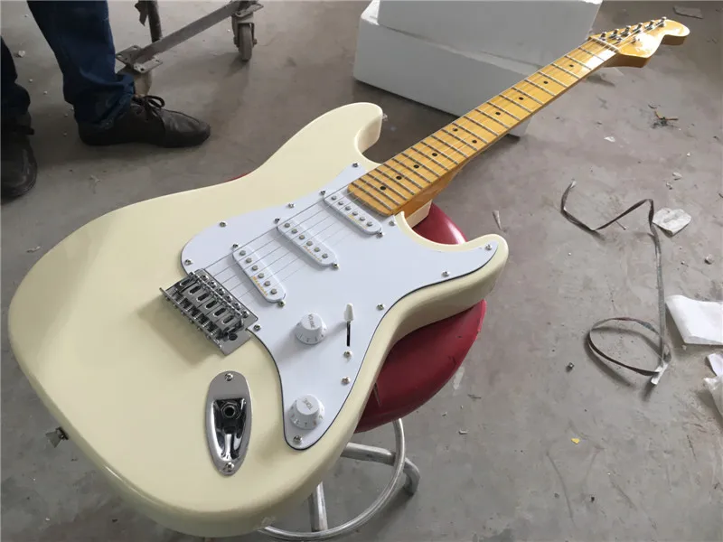 Electric guitar 2017 new st electric guitar/yellow/cream color /guitar