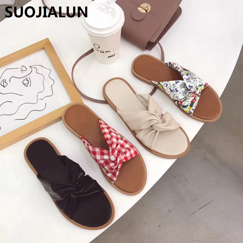 

2019 Women's Slippers PU Cross-tied Floral Flat Slippers Beach Slides Flip Flops Designer Holiday Party Casual Shoes