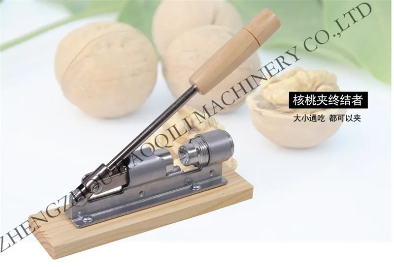 Walnut Nuts Kitchen Tool (1)