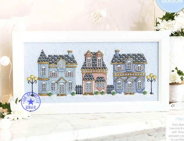 

Gold Collection Lovely Counted Cross Stitch Kit Home for Christmas Cottage Village Town House dim