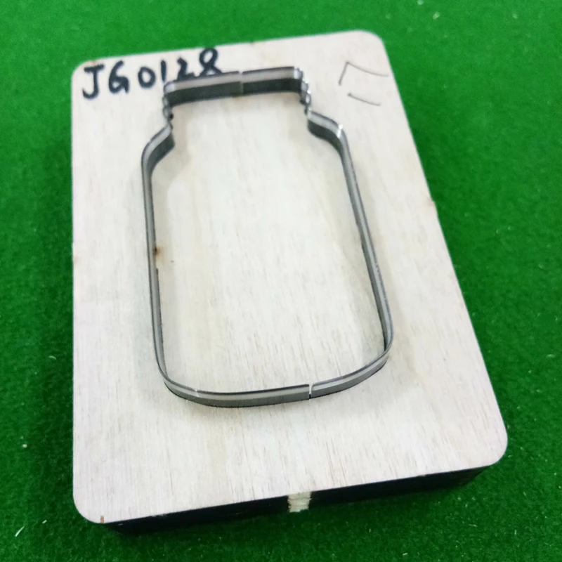 JG00128.