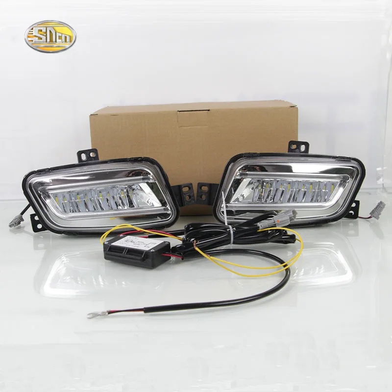 

SNCN LED Daytime Running Lights for Ford Everest 2016 2017 With Yellow signal lamp Plug & play led fog lamp