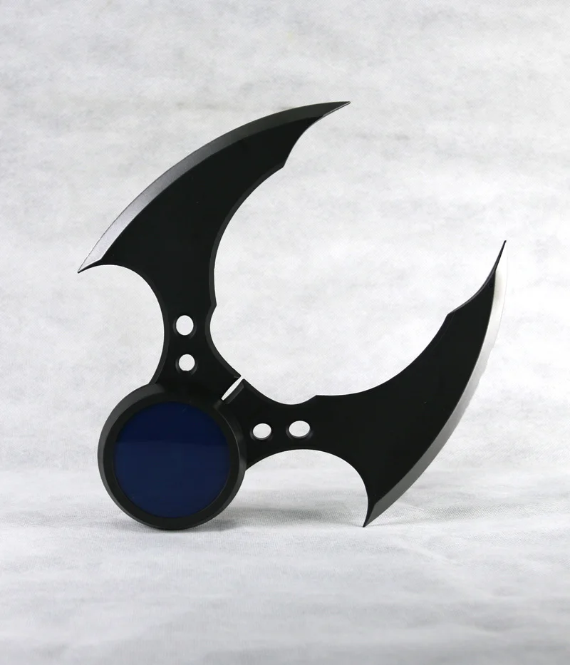 New Batman Bruce Wayne Series Arkham Knight DC Comic Super Hero Batarang Replica Weapon Model 40CM