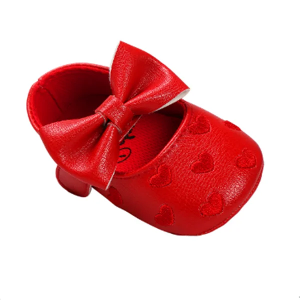 Детские мокасины из искусственной кожи для маленьких мальчиков и девочек; нескользящая обувь с бантом и бахромой на мягкой нескользящей подошве; обувь для малышей - Цвет: Red