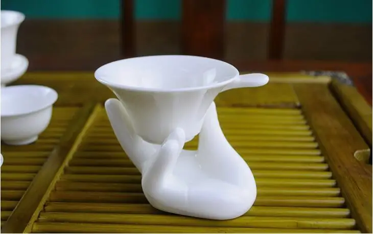 

promotion white ceramic handmade Oolong Pu 'er coffee tea strainers mesh diver tea infuser best tea gift T3