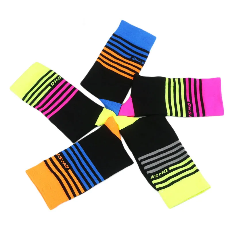 

Professional Riding Cycling Socks Breathable Outdoor Exercise Sports Socks Compression Athletic Socks for Men SS