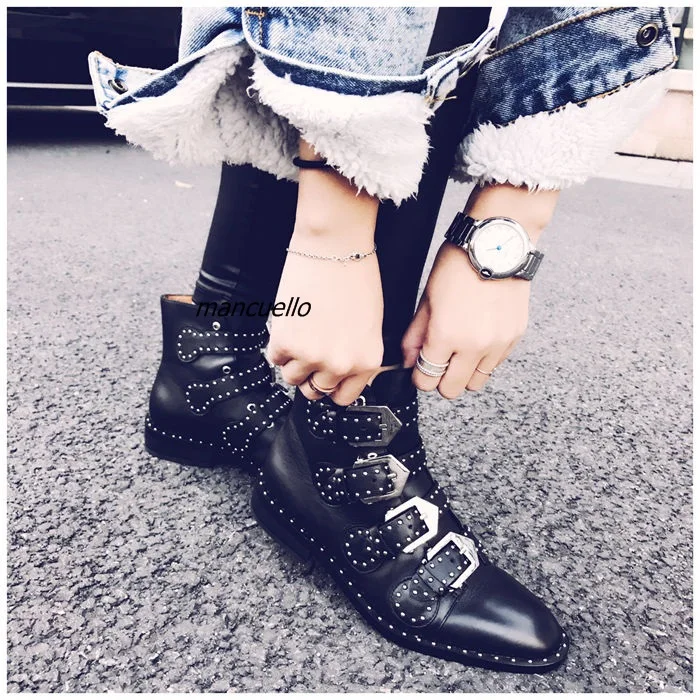 

New Arrival Black PU Leather Punk Rivets Ankle Boots Particular Metal Rock Flat Shoes Trendy Buckle Motorcycle Boots Celebrity