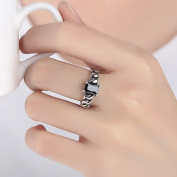 

Personality Punk Vintage 925 Sterling Silver Black Crystal Rings Thai Silver Opening Adjustable Rings For Women Men bague