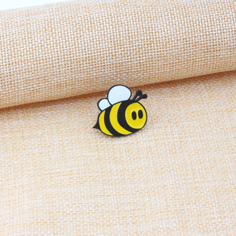 Fashion Brooches Cartoon Cute Bee Fly Insect Brooch Kids Girls Clothes Accessories Black Yellow Enamel Pin Birthday Gift Jewelry - Image 2