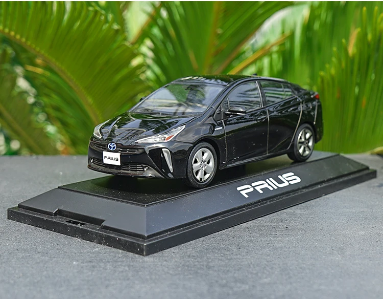 Оригинальная фабричная 1:30 TOYOTA PRIUS PHV игрушечная машинка из сплава, игрушки для детей, литая модель автомобиля, подарок на день рождения - Цвет: Черный