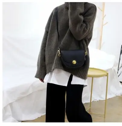 

2019 the latest version cow leather single shoulder straddle bag