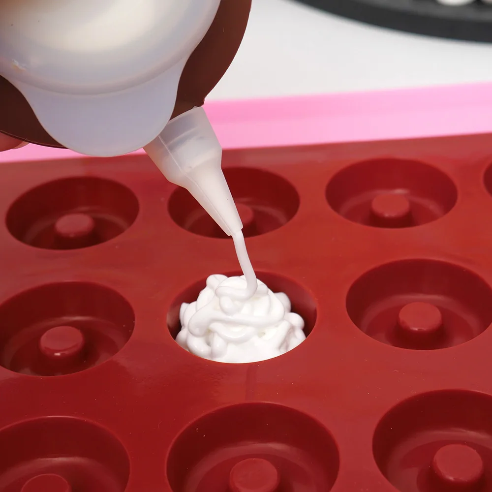 

LINSBAYWU 1Pcs Macaron Baking Decorating Pen new style Silicone Pastry Cake Cookie Cream Nozzle Syringe free shipping