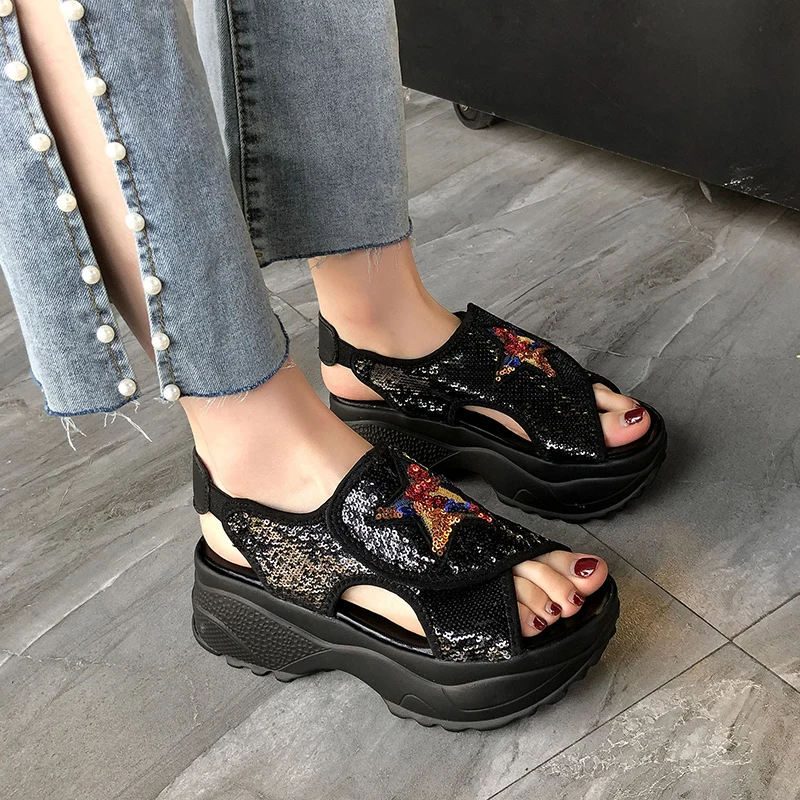 

2019 Summer Women Flat Shoes Large Size Peep-toe Wedge Platform Sandals Women Flip Flops Beach Bling Sandals Roman Sandals