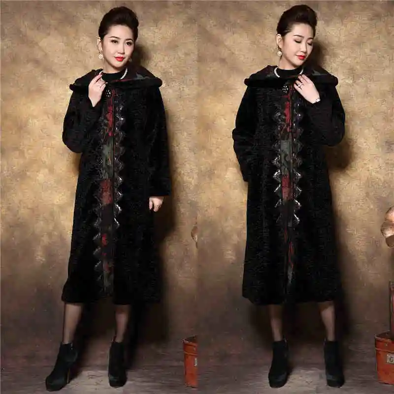 

2018Middle Age Women Warm thicken faux fur long parkas winter elegant long outwear overcoat plus size big turn down collar XXXXL
