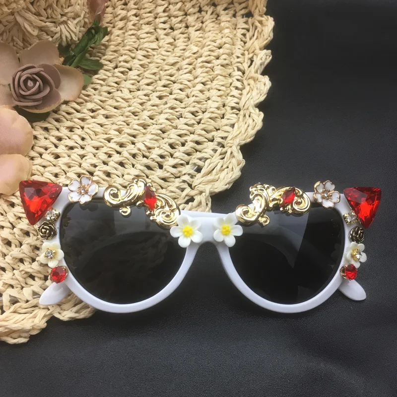 Online delhi flowers white sunglasses with rhinestones that bts wear