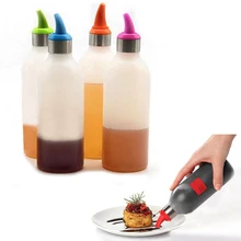 

1Pcs Jam Squeeze Bottle Cooking Salad Sauce Tank Seasoning Bottle Soy Sauce Pot Condiment Squeeze Bottles