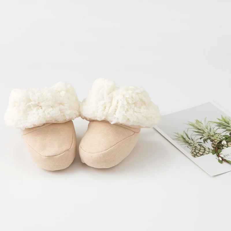 Мода новорожденных кроватки обувь для маленьких мальчиков девушка теплые зимние пинетки детские носки обувь - Цвет: C