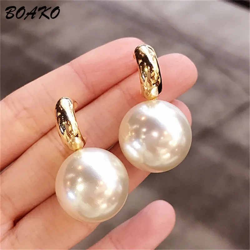 

BOAKO White Imitation Pearl Earrings for Women Elegant Bride Wedding Earrings Simple Simulation Pearl Drop Earrings Pendientes