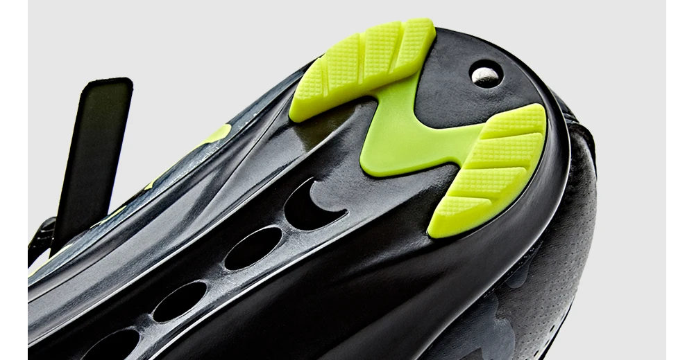 Мужская велосипедная обувь Santic из углеродного волокна для езды на велосипеде, Атлетическая гоночная командная велосипедная обувь, дышащая велосипедная одежда WMS17004
