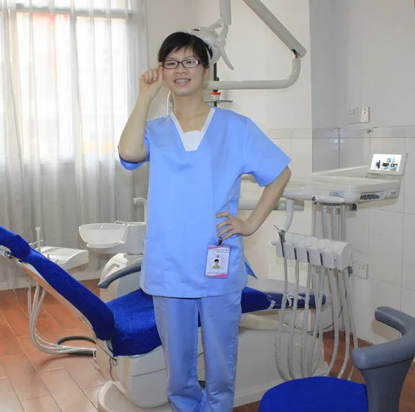 Hand clothing / surgical gown / dental services / physician overalls