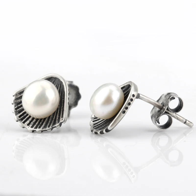 

Women Earrings Mother of Pearl 925 Sterling Silver Stud Earrings Shell Shape For Lovely Girls Fashion Jewelry