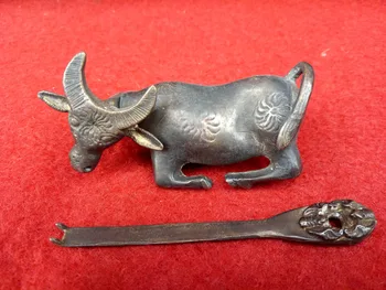 

Old copper door lock of Chinese ancient art and craft