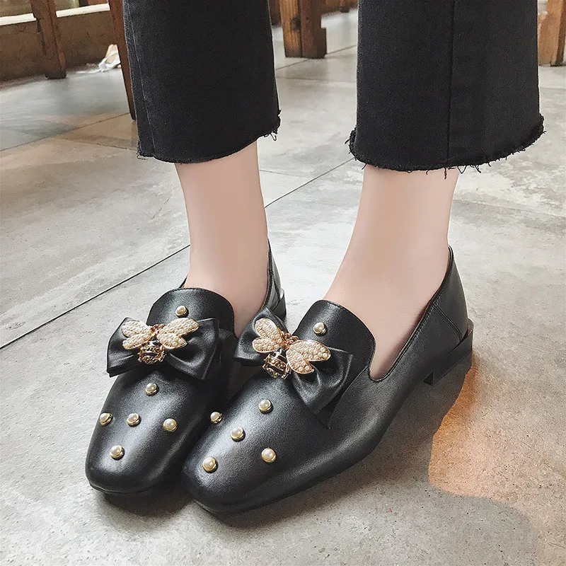 Abeille Doux Cuir 3cm Vache Bowknot De Pump1 Femmes Faible Nouveautés Beige 2018 Élégant noir Carré Chaussures Talons Cristal En Rétro n7SYqw8W