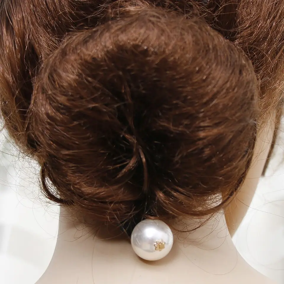 1pcs Women Magic Foam Pearl Disk Device Donut Quick Messy Bun Updo