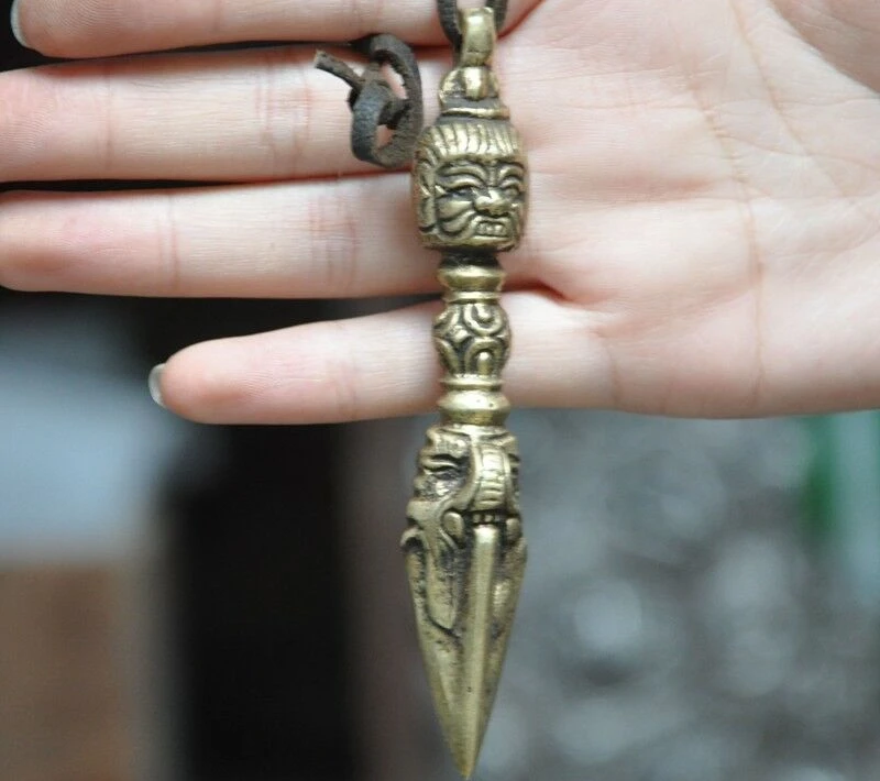 4 &quotтибетская бронзовая кожа Mahakala Dorje Phurpa Pestle Vajra подвеска амулет кинжал|Статуи и