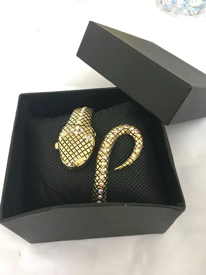 2018 Элитный бренд G & D Женские часы-браслеты Кварцевые наручные часы модные креативные женская одежда Часы серебро Relogio feminino
