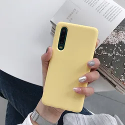Premium Liquid Silicone Leather Phone Case - Smooth Soft Cover for Huawei P60 Art (Yellow)