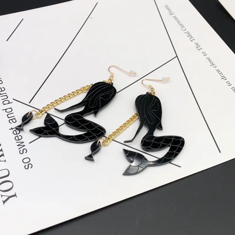 

Metal Chain Tassel Personality Acrylic Mermaid Drop Earrings For Women Three Colors