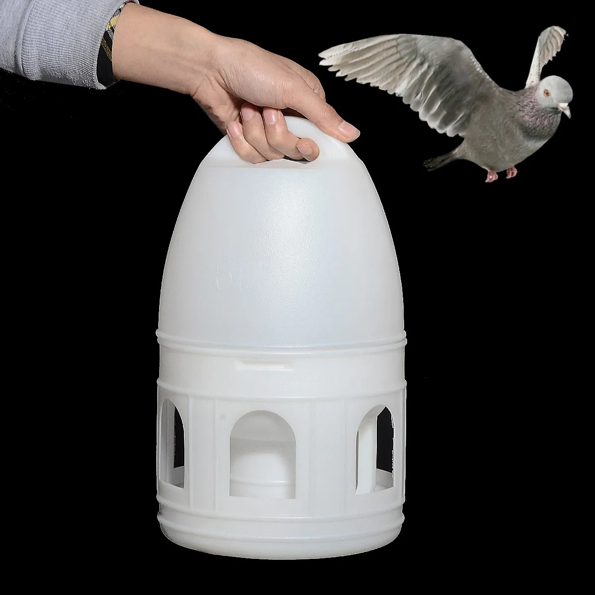 19x32cm White Plastic Pet Bird Drinker 6L With Handle For Pigeons Birds