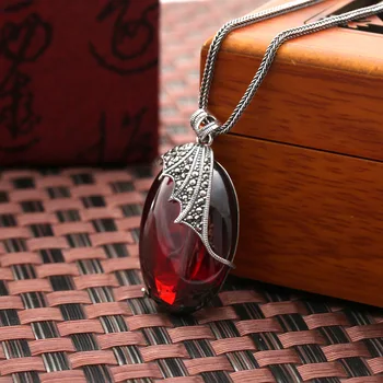 

925 Sterling Silver Necklace Garnet Leaves Pendant retro fashion Natural semi-precious stones Women jewelry girlfriend gift
