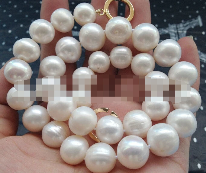 

0856 natural white round freshwater pearl necklace