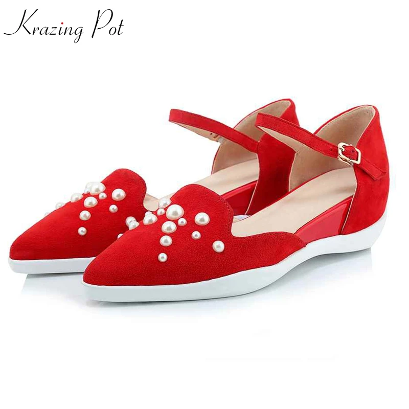 

Krazing Pot vintage sheep suede pearl-studded wedge pointed toe summer fashion buckle strap red black color vulcanized shoes L55