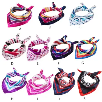 

50x50CM Women Faux Silk Jacquard Square Neck Scarf Bandana Contrast Color Metal Chain Print European Lady Handkerchief Headwrap