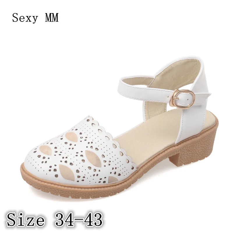 High Quality  Ankle Strap Women Square Low Heel  Sandals  Cut 