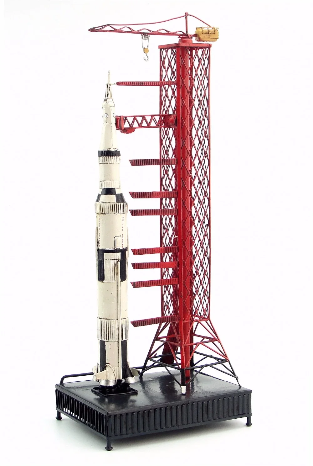 Beste Maken Oude Ambacht Modellen door Hand Model Appollo Saturn vijf rocket retro klassieke smeden metalen ambachten model RAKET