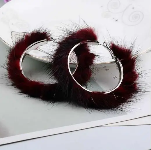 Серьги кольца из натурального меха норки 5 см большие размеры серьги енота теплые
