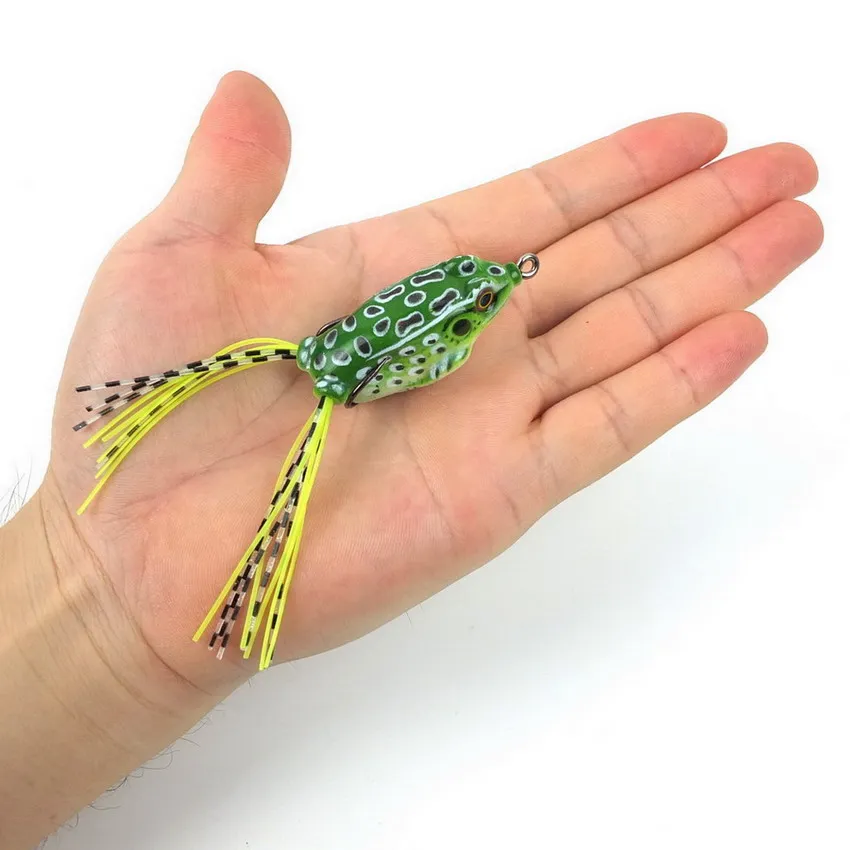 

1Pcs Soft Bait Fishing Lures Frog Japan 55mm 8g Treble Hook Topwater Ray Frog Artificial Wobblers Frogs Softs Baits