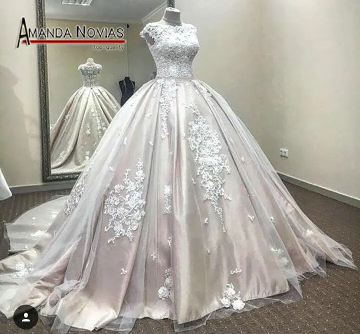 

Beautiful Luxury Satin With Tulle Wedding Dress Ball Gown 2019