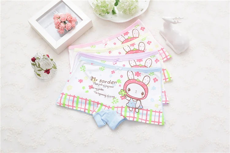 Boxer Underwear 4pcs/lot Girl's Cartoon Rabbit Underwear Kids Cotton Cloth Render The Girls - Color: 2